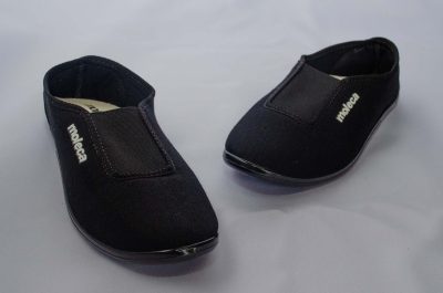 Sapatilha de brim preta