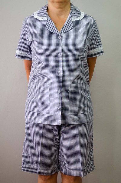 Conjunto de bermuda com gola e bordado 2 cm – com manga